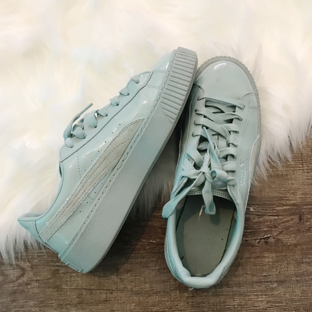 Puma Women Sneakers Size 9